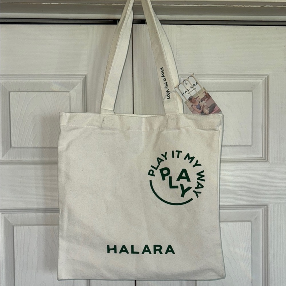 HALARA Cream Tote Bag with Green Design